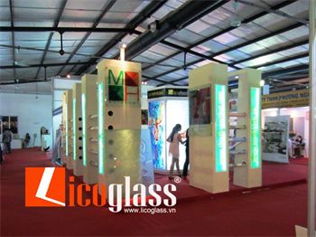 Tranh kính Licoglass tại hội chợ Vietbuild